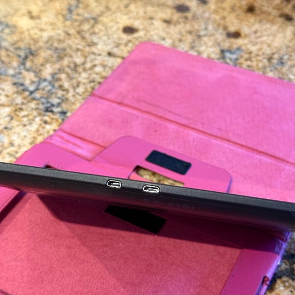 Amazon Fire Tablet HD - Picture 5 of 11